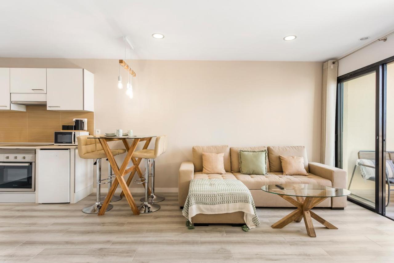 Atlantic Smart Home, Hi-End Services, Media Stream 아데제 외부 사진